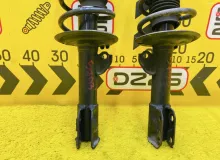 СТОЙКА ПАРА ЛЕВАЯ И ПРАВАЯ TOYOTA SIENTA 2015/Цвет 1F7 4851052K40 NSP170G 2NRFKE, передняя