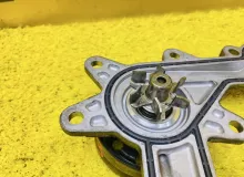 Помпа TOYOTA SIENTA 2015/Цвет 1F7 1610080013 NSP170G 2NRFKE, передняя