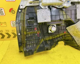 Обшивка багажника TOYOTA