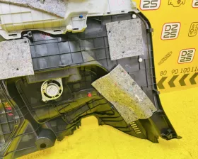 Обшивка багажника TOYOTA