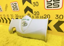 Пластиковая крышка на двс TOYOTA SIENTA 2015/Цвет 1F7 1261147080 NSP170G 2NRFKE, передняя