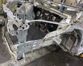 Лонжерон TOYOTA