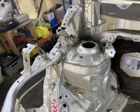 Лонжерон TOYOTA