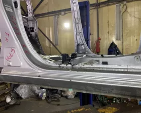 Порог кузова TOYOTA