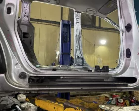 Порог кузова TOYOTA