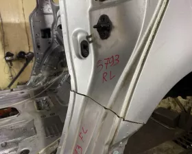 Крыло заднее TOYOTA