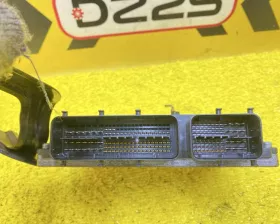 Блок управления двс Toyota