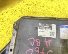 Блок управления двс Toyota