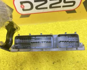 Блок управления двс Toyota