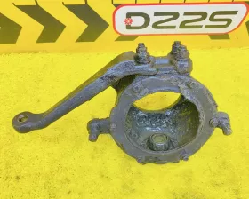 Поворотный кулак Toyota