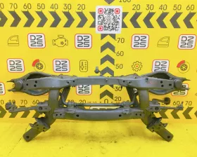 Задняя балка Toyota