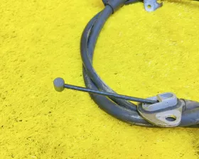 Тросик ручника Toyota