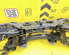 Задняя балка Toyota