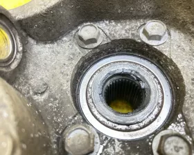 Ступица Nissan