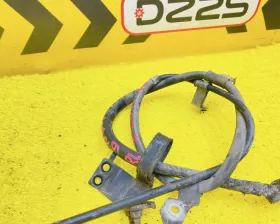 Тросик ручника Toyota