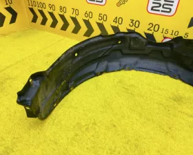 Подкрылок TOYOTA