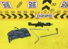 Поддомкратник/ домкрат TOYOTA WISH 2007/Цвет 1F7 0911150051 ZNE14G 1ZZFE, задний