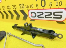 Поддомкратник/ домкрат TOYOTA WISH 2007/Цвет 1F7 0911150051 ZNE14G 1ZZFE, задний