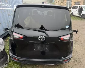 Бампер Toyota