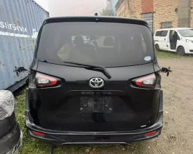 Бампер Toyota