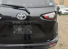 Дверь 5я TOYOTA SIENTA 2015 6700552E60 NCP175G 1NZFE, задняя