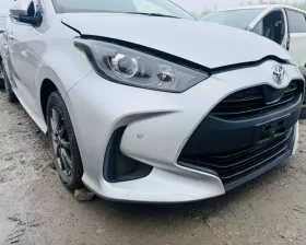 Бампер Toyota