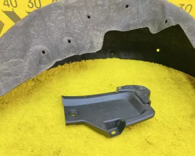 Подкрылок TOYOTA