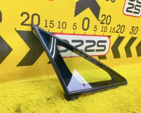 Стекло форточка TOYOTA
