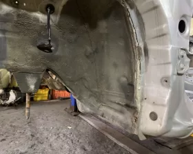 Лонжерон TOYOTA