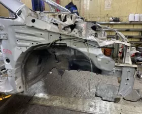 Лонжерон TOYOTA
