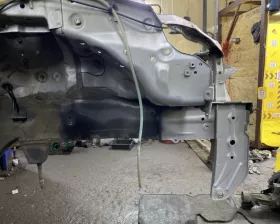Лонжерон TOYOTA