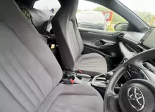 Сиденья комплект TOYOTA YARIS 2020 MXPA10 M15AFKS, передняя Сиденья комплект TOYOTA YARIS 2020 MXPA10 M15AFKS, передняя