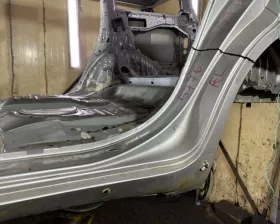 Порог кузова TOYOTA