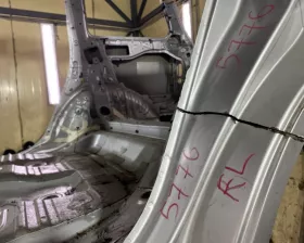 Порог кузова TOYOTA