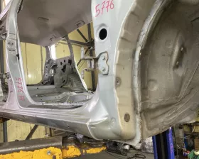 Порог кузова TOYOTA