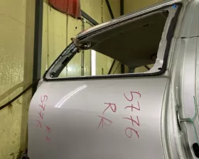 Крыло заднее TOYOTA