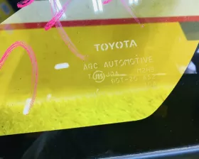 Стекло форточка TOYOTA