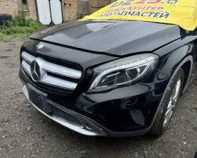 Капот Mercedes-Benz