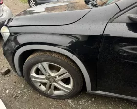 Крыло Mercedes-Benz