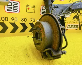 Задняя балка Toyota