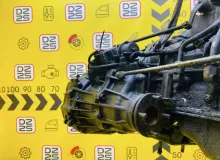 Раздаточная коробка TOYOTA LAND CRUISER 1991 3613060491 HDJ81V 1HDT, передняя Раздаточная коробка TOYOTA LAND CRUISER 1991 3613060491 HDJ81V 1HDT, передняя