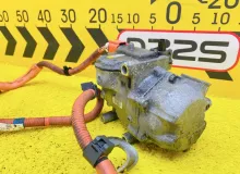 Компрессор кондиционера TOYOTA SIENTA 2015 8837052012 NHP170G 1NZFXE, передний