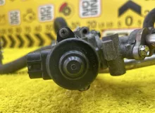 Клапан egr TOYOTA ESQUIRE 2015 2562037120 ZWR80G 2ZRFXE, передний