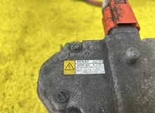 Компрессор кондиционера TOYOTA ESQUIRE 2015 8837028030 ZWR80G 2ZRFXE, передний