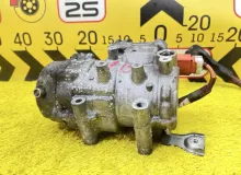 Компрессор кондиционера TOYOTA ESQUIRE 2015 8837028030 ZWR80G 2ZRFXE, передний