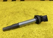 Катушка зажигания TOYOTA ESQUIRE 2015 9091902258 ZWR80G 2ZRFXE, передняя