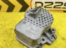Помпа TOYOTA VOXY 2014 161A029015 ZWR80G 2ZRFXE, передняя
