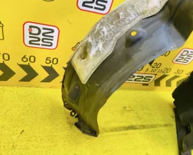 Подкрылок Toyota