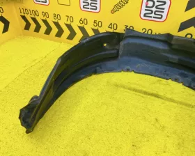 Подкрылок Toyota