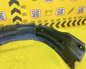 Подкрылок Toyota